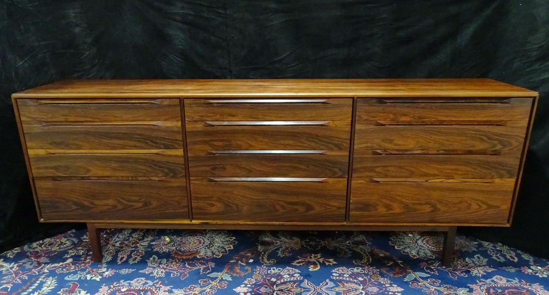 MID CENTURY ROSEWOOD CREDENZA: MID CENTURY ROSEWOOD CREDENZA, 31.5 X 80 X 18"