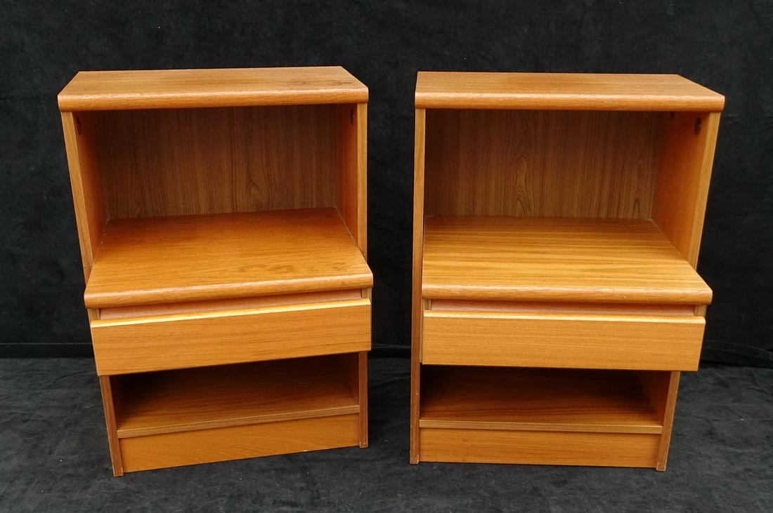 PR. 1 DRAWER NIGHT STANDS MADE IN DENMARK 28.75"H 20"L: PR. 1 DRAWER NIGHT STANDS MADE IN DENMARK 28.75"H 20"L 16.75"D
