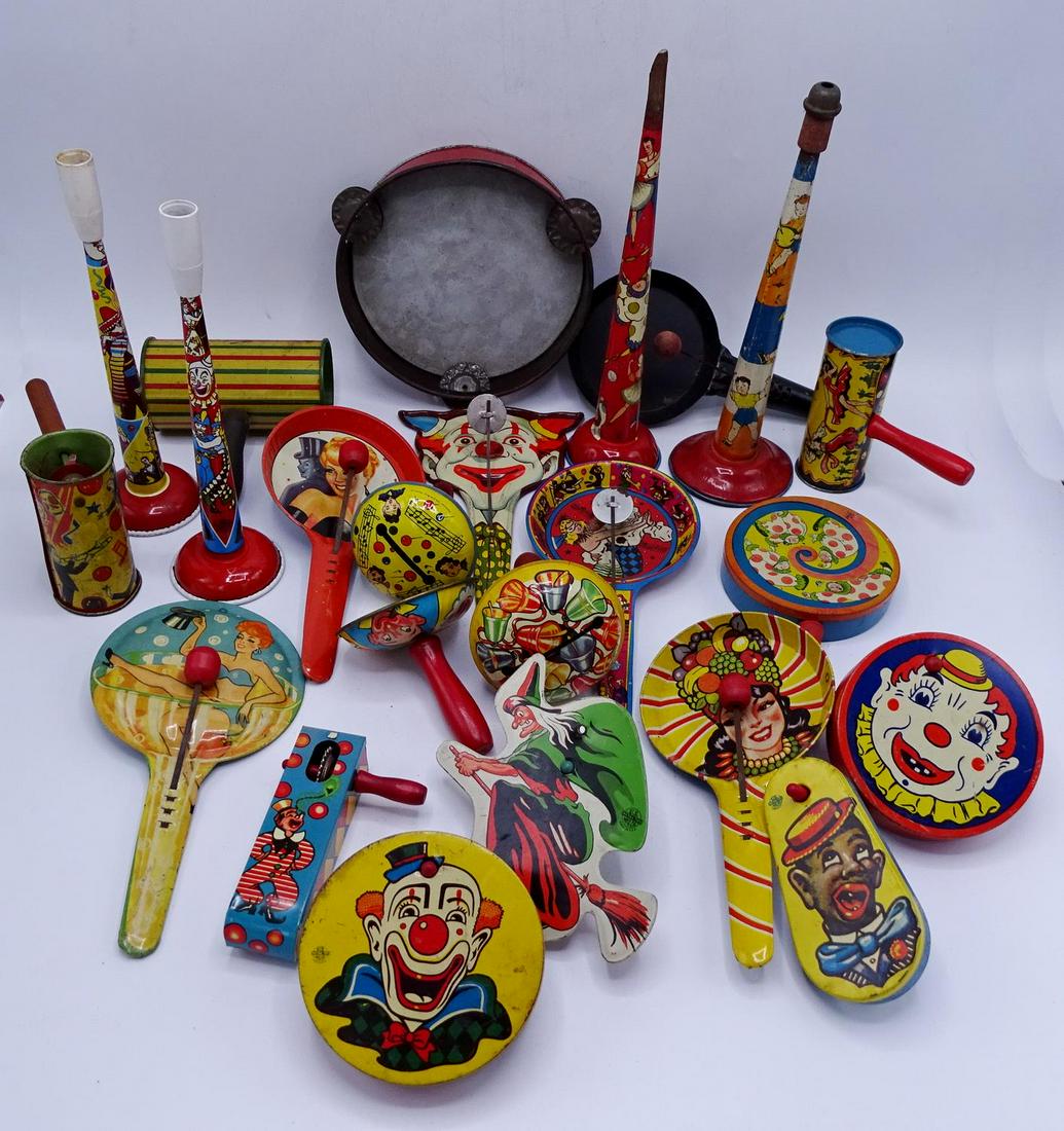 22 VINTAGE TIN NOISE MAKERS 9" LARGEST: 22 VINTAGE TIN NOISE MAKERS 9" LARGEST