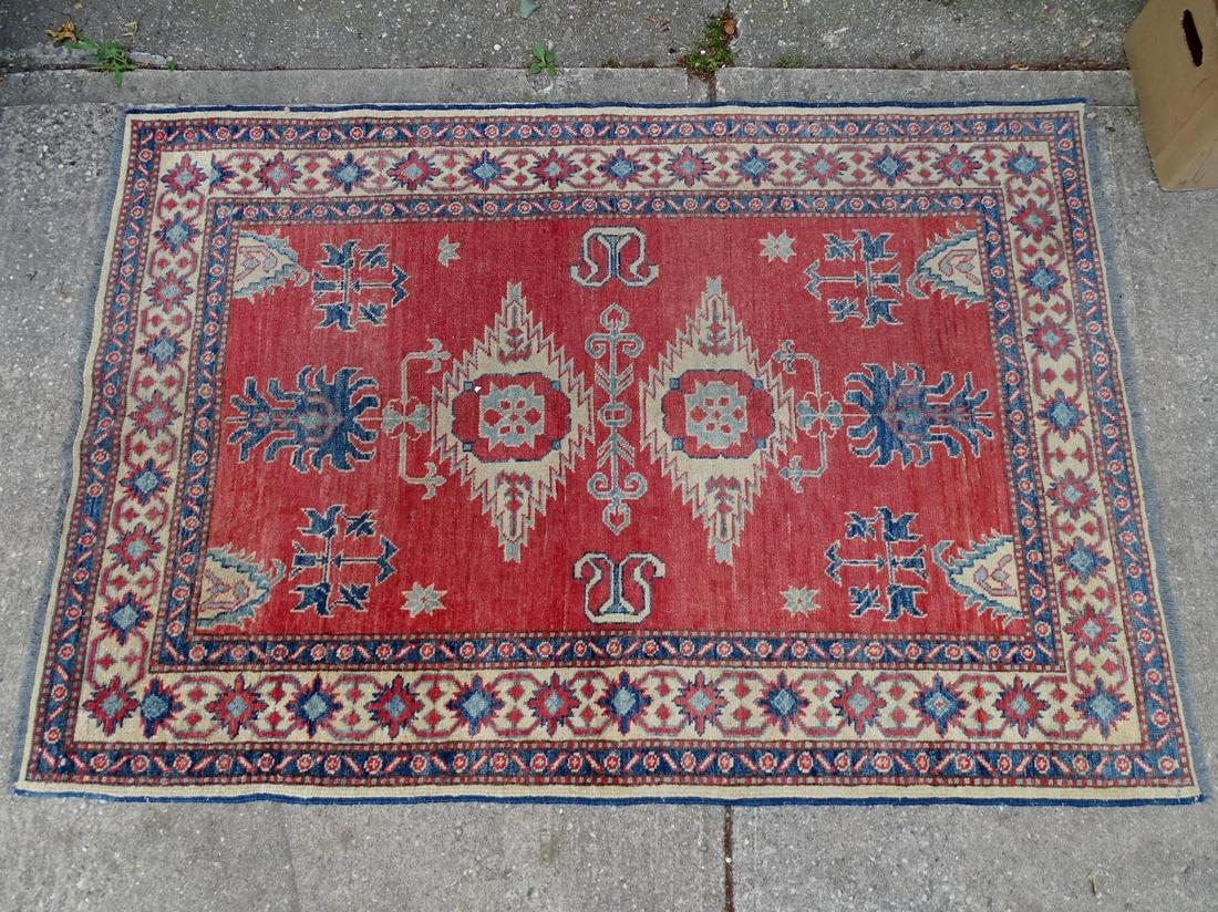 ORIENTAL THROW RUG 3' X 5'8": ORIENTAL THROW RUG 3' X 5'8"