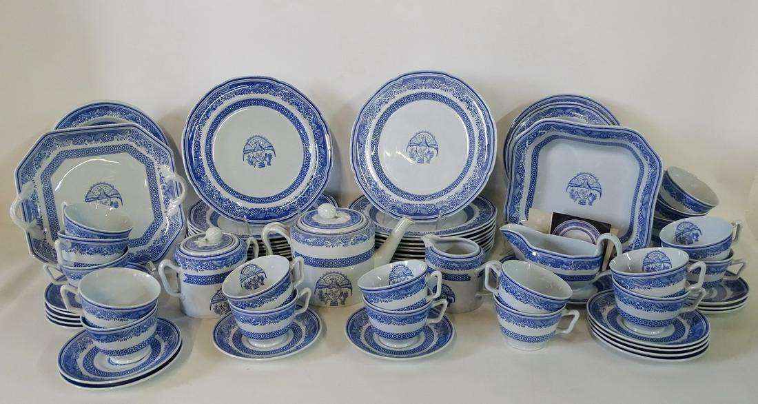 50+ PCS. COPELAND HERITAGE DINNERWARE 11" DIA. DINNER (1 of 8)
