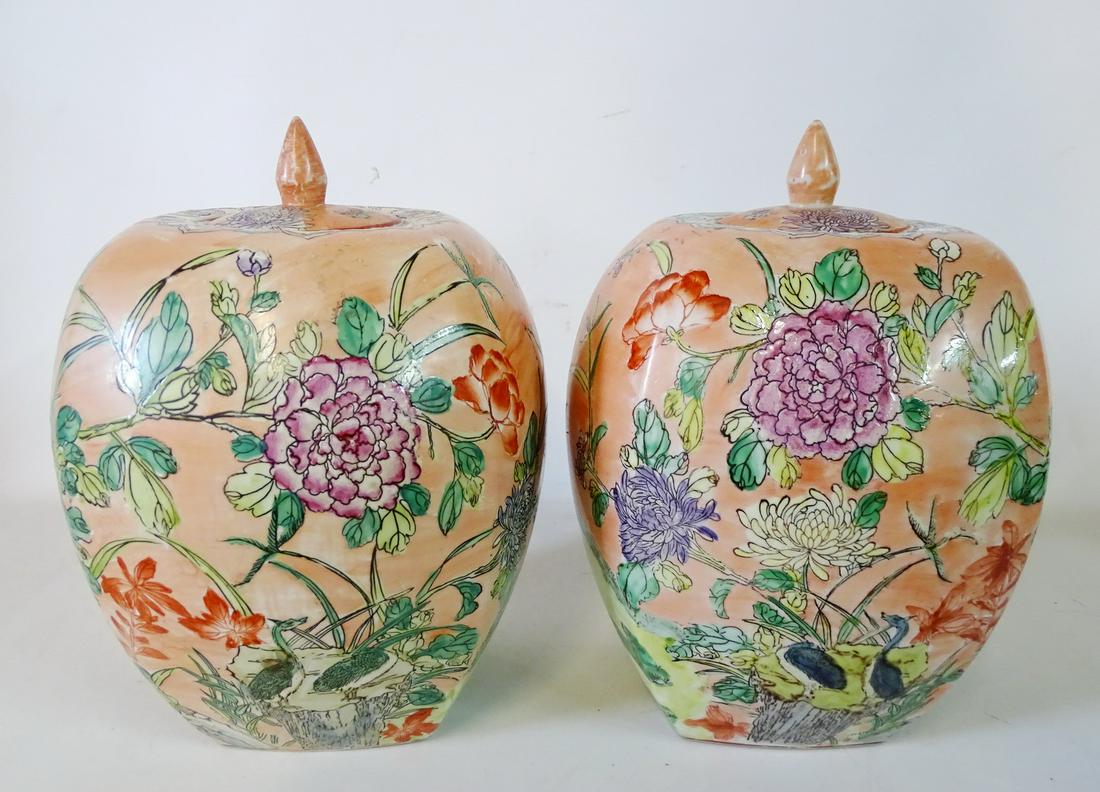 PR. CHINESE GINGER JARS WITH WILD FLOWER & LOTUS MOTIF (1 of 8)