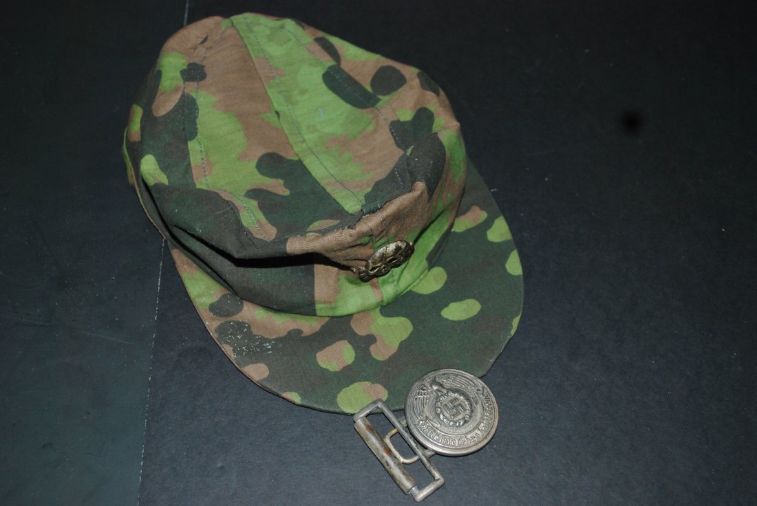 GERMAN CAMO HAT W/ SKULL + BUCKLE: GERMAN CAMO HAT W/ SKULL + BUCKLE
