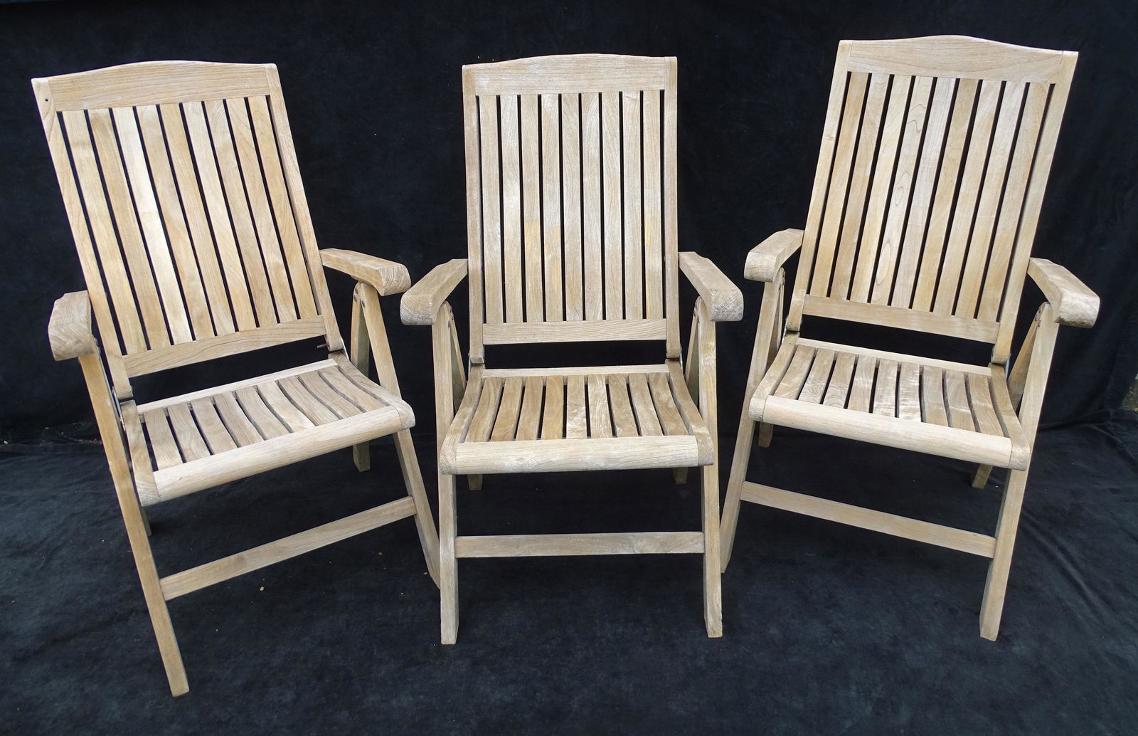 SET 6  TEAK FOLDING  CHAIRS 42.5" X 25" X 28" (1 of 15)