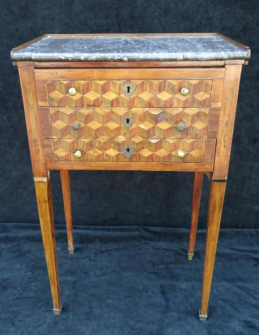 18TH C. ENGL. FRUITWOOD PARQUETRY INLAID MARBLE TOP: 18TH C. ENGL. FRUITWOOD PARQUETRY INLAID MARBLE TOP NIGHTSTAND 27.5" X 17" X 12"