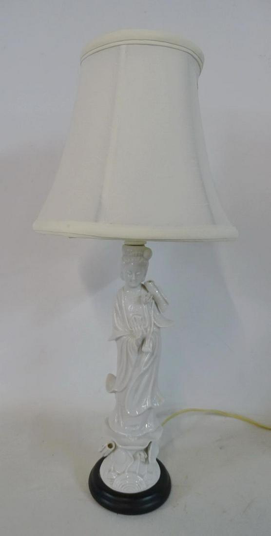 QUAN YIN LAMP 18.5 H. (1 of 4)
