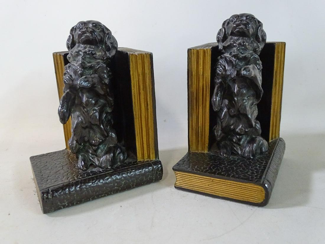 SET OF PEKINGESE FIGURAL BOOKENDS 7" H: SET OF PEKINGESE FIGURAL BOOKENDS 7" H