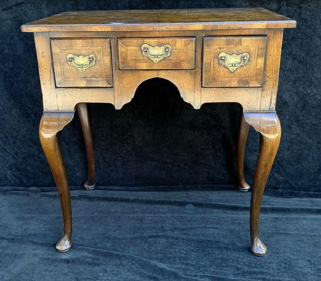 18TH C. INLAID QUEEN ANNE LOWBOY 30" X 25" X 11" (1 of 5)