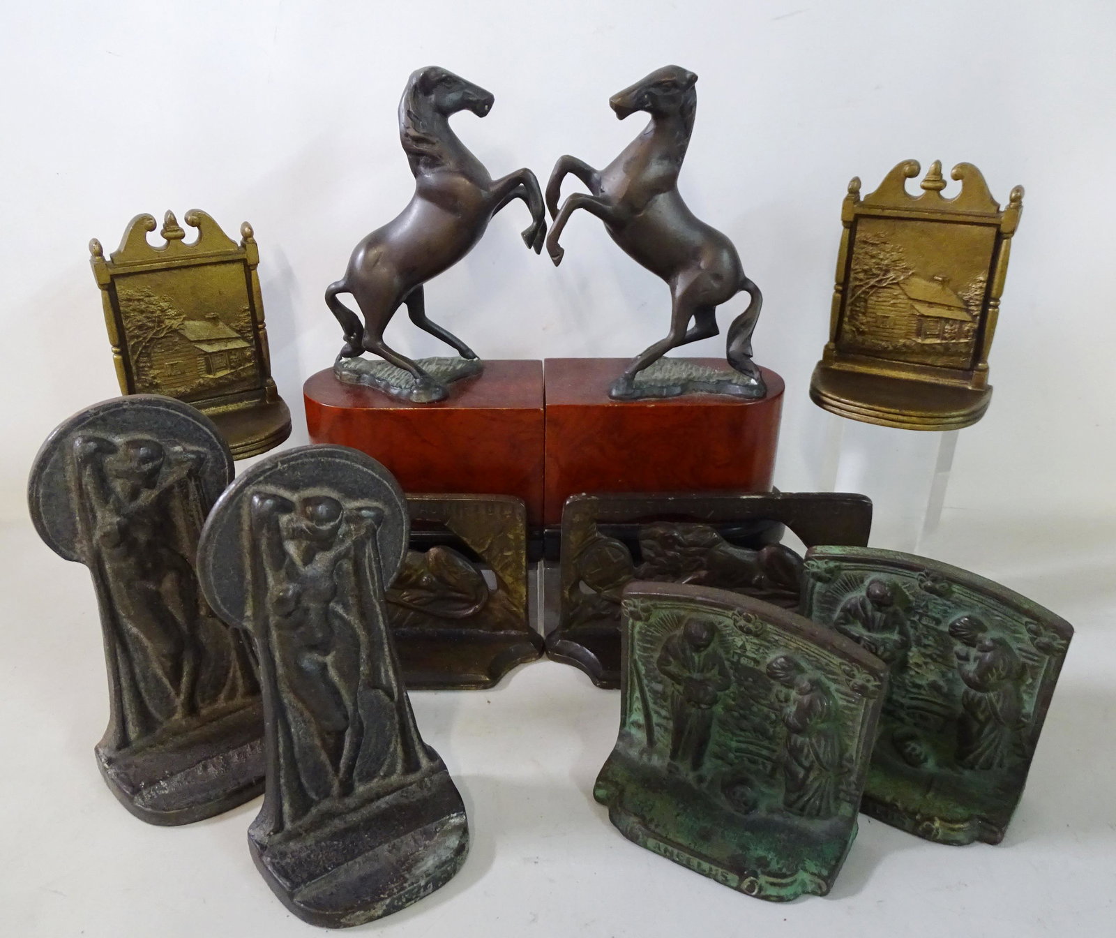 INCLUSIVE LOT OF BOOKENDS INC. PAIR ART DECO APHRODITE: INCLUSIVE LOT OF BOOKENDS INC. PAIR ART DECO APHRODITE 10.25" TALLEST