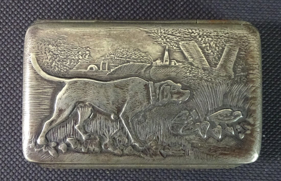 POINTER MOTIF SILVER SNUFF BOX 2.25" (1 of 2)