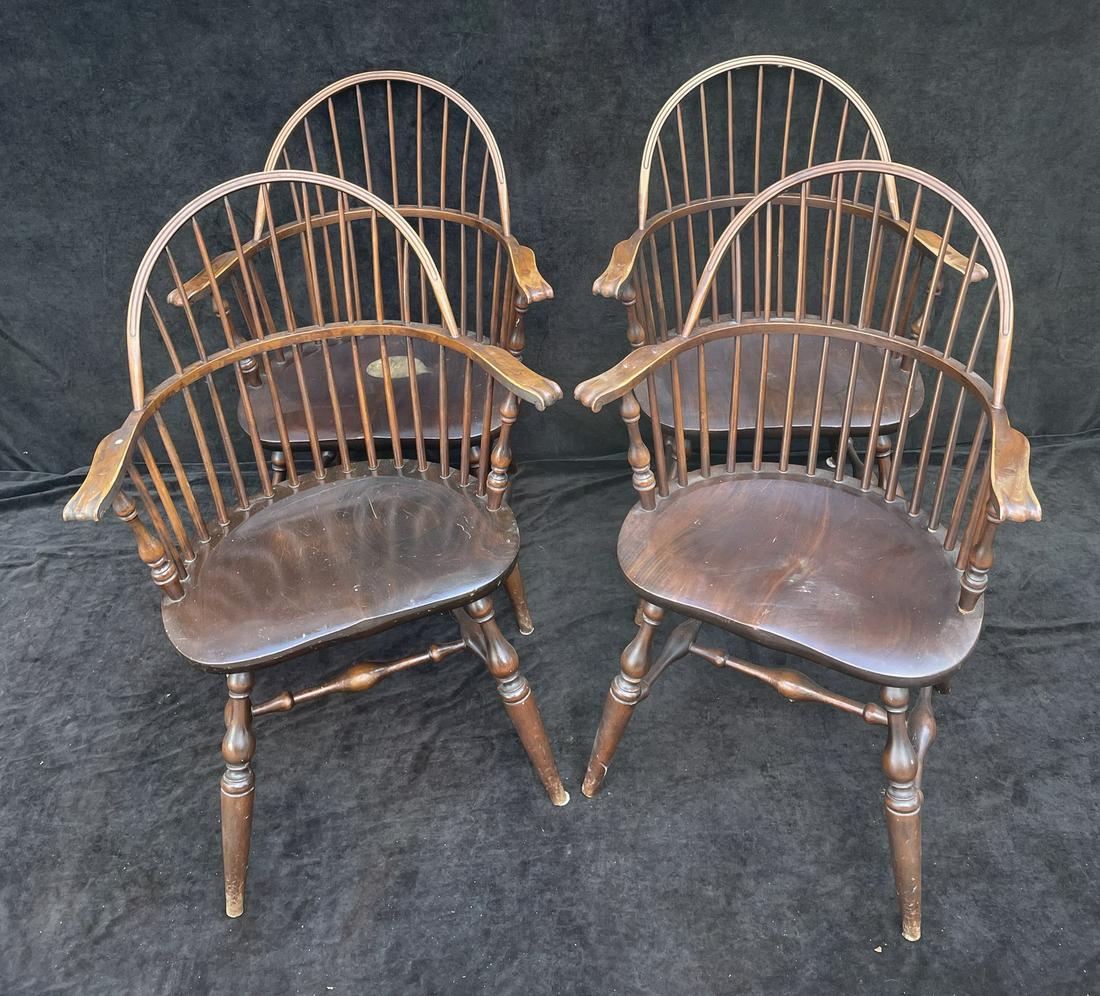 WINDSOR ARM CHAIRS SET OF 4 38" X 27" X 20": WINDSOR ARM CHAIRS SET OF 4 38" X 27" X 20"