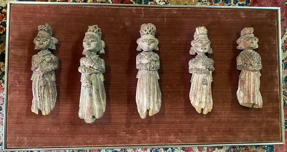 KARL MANN ASSEMBLAGE GROUP OF INDIAN CARVINGS 13" X 25" (1 of 5)