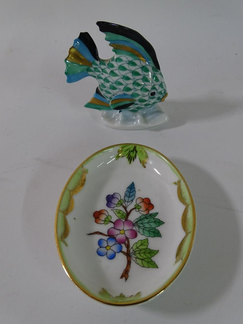 2 PCS. DIMINITIVE HEREND PORCELAIN.ANGEL FISH&PIN DISH (1 of 5)