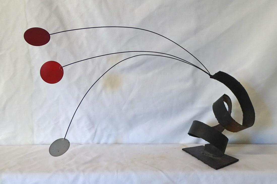 CALDER STYLE DESK SCULPTURE 14X20 (1 of 1)