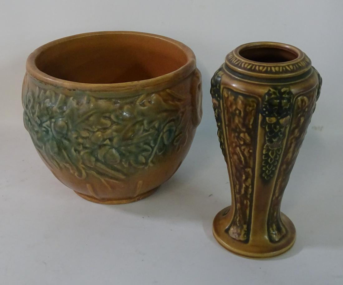2 PCS..AMERICAN POTTERY [1]ROSEVILLE 8''H. (1 of 5)