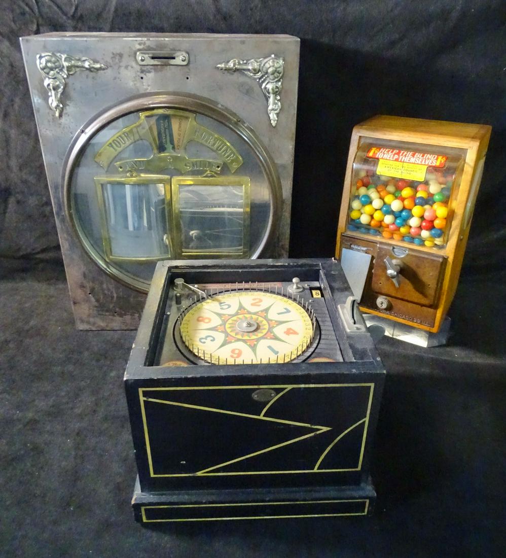 3 VINTAGE AMUSEMENT ITEMS INC. BALLY "THE CUB" GAME (1 of 20)