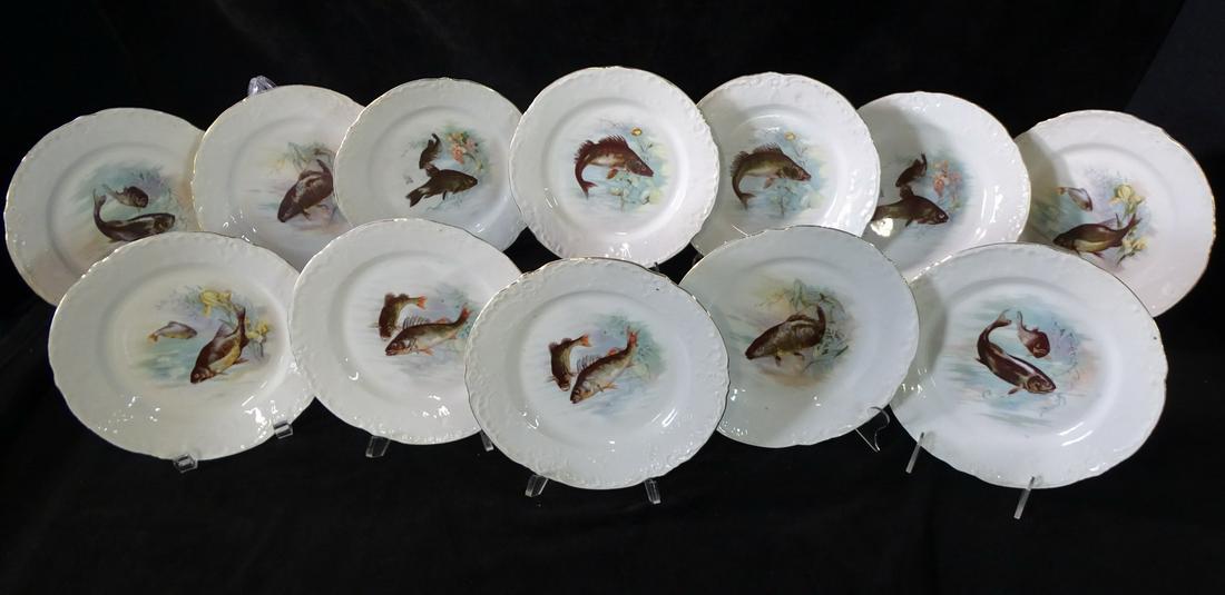 SET OF 12 AUSTRIAN PORCELAIN FISH PLATES 8" DIA.: SET OF 12 AUSTRIAN PORCELAIN FISH PLATES 8" DIA.