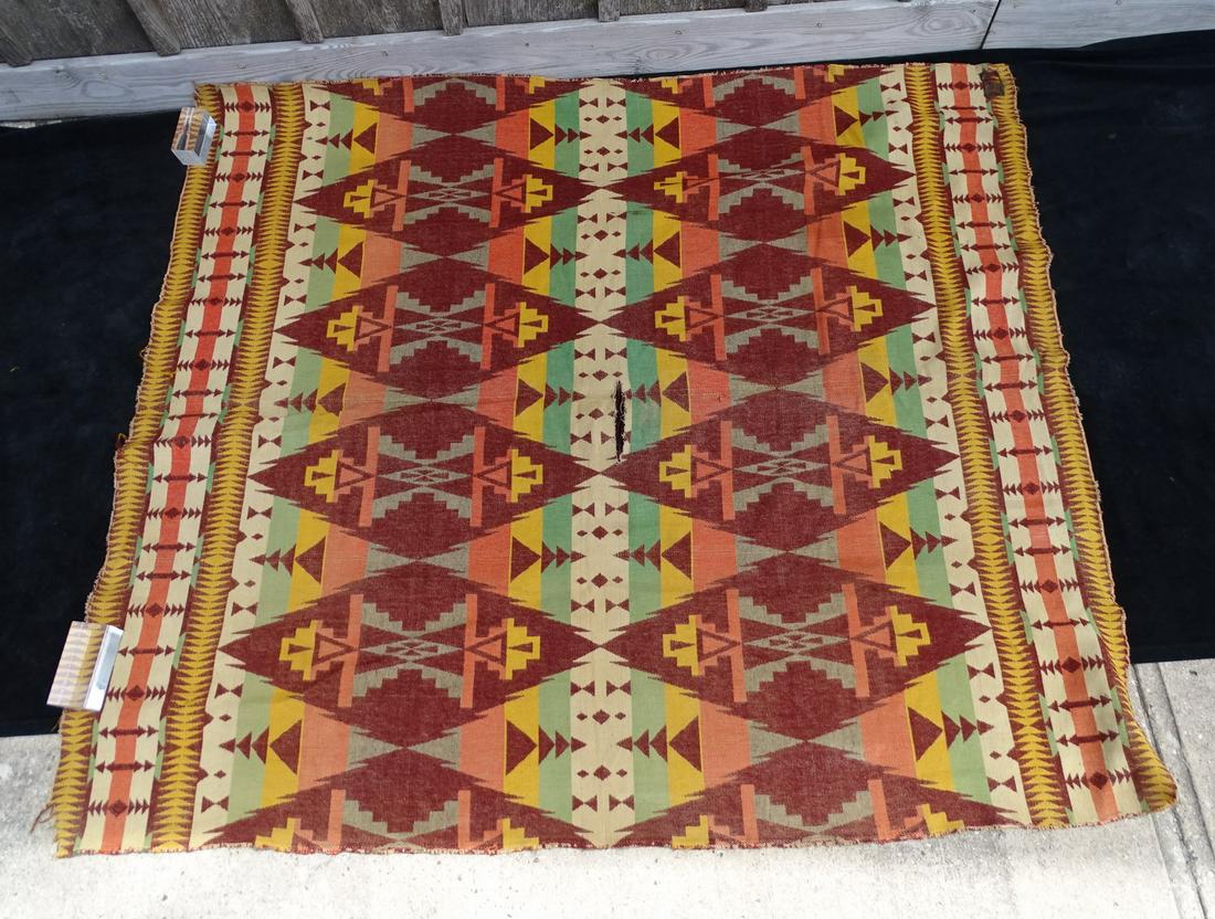 VINTAGE/ANTIQUE WOOL BLANKET OR THROW W/ GEOMETRIC & DIAMOND PATTERN 70" X 60" (PENDELTON?) (1 of 4)