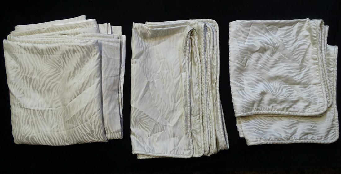 ANN GISH SILK 5-PCS SILK BED COVERLET SET IN PALE GOLD KING SIZE MINOR SPOTS (1 of 10)