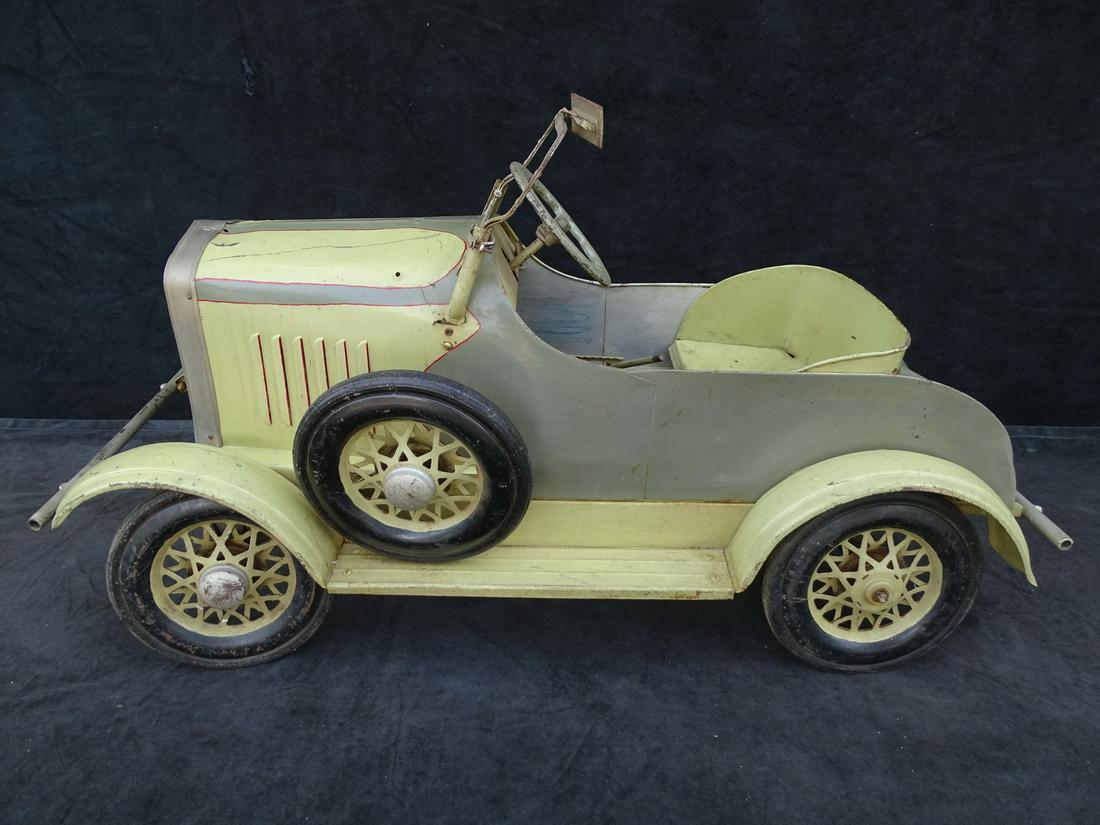1930'S AMERICAN NATIONAL HUDSON PEDAL CAR: 1930'S AMERICAN NATIONAL HUDSON PEDAL CAR