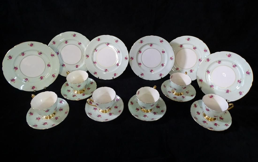 18 PIECE SHELLEY DESSERT SET (1 of 10)