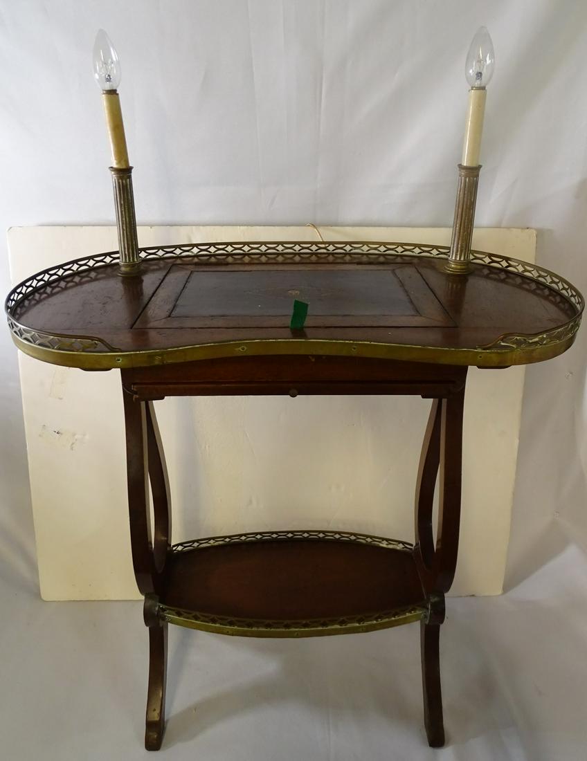 PETITE GALLERED KIDNEY SHAPED VANITY  [39X27X14.25 (1 of 8)