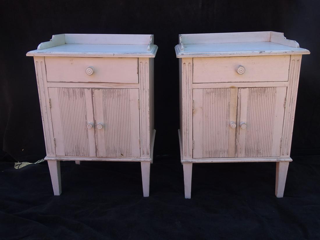 PAIR OF PAINTED 2 DOOR NIGHT STANDS/TABLES 30" X 20" X 16": PAIR OF PAINTED 2 DOOR NIGHT STANDS/TABLES 30" X 20" X 16"