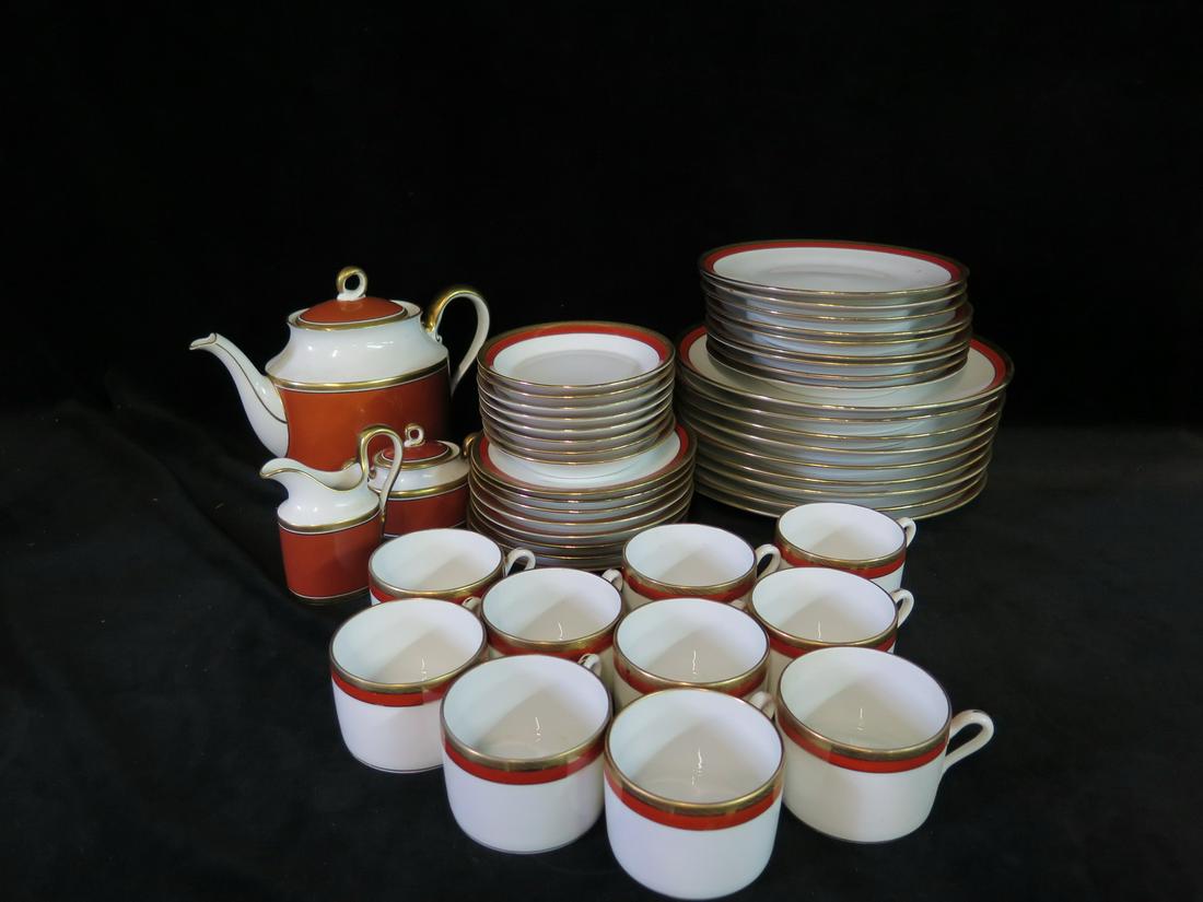 GINORI DINNERWARE 47 PIECES, MANY PLATES, MUGS, TEAPOT, SUGAR BOWL & MILK (1 of 9)