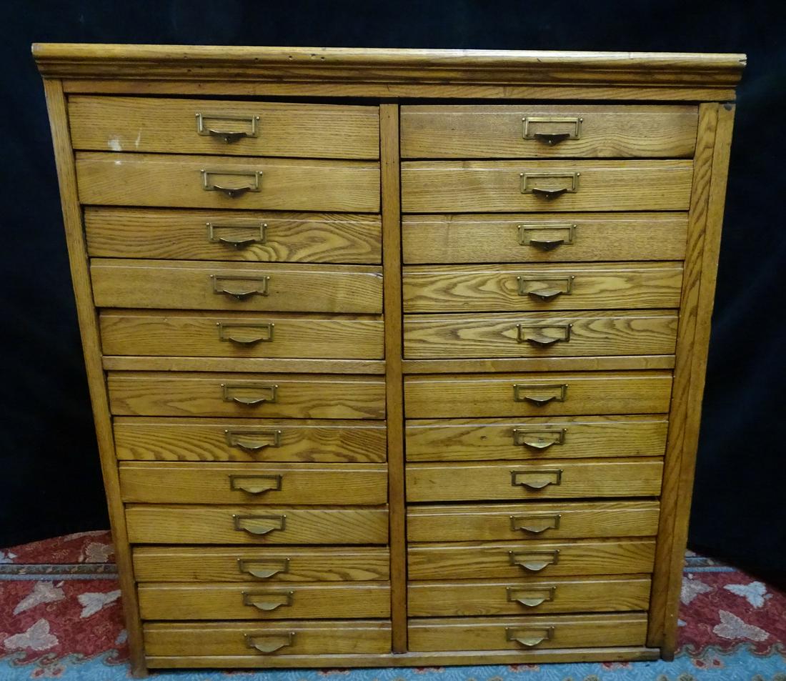 24 DRAWER OAK STORAGE CABINET FOR ARTIST/PRINTMAKER OR CARTOGRAPHER (1 of 10)