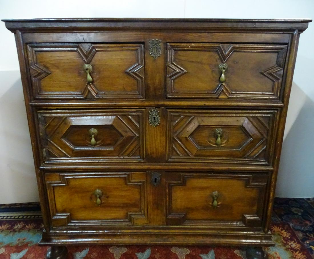 ANTIQUE ENGLISH WILLIAM & MARY STYLE 3 DRAWER CHEST (MOULDING IS MISSING) 39 X 39 X 21 (1 of 13)