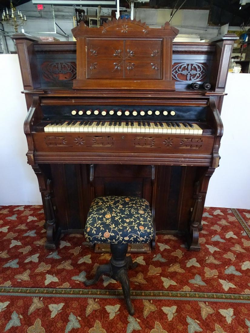 VICTORIAN WALNUT PUMP ORGAN 52" X 46" X 22": VICTORIAN WALNUT PUMP ORGAN 52" X 46" X 22"