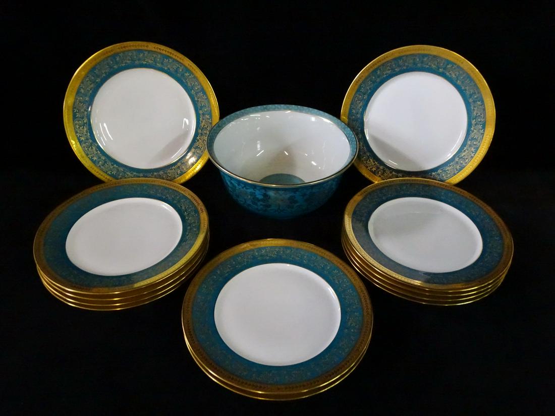 LIMOGES DINNER PLATES 12PCS, 10.5" WIDE; JAPANESE BOWL WITH GILT TRIM 10.5"WIDE: LIMOGES DINNER PLATES 12PCS, 10.5" WIDE; JAPANESE BOWL WITH GILT TRIM 10.5"WIDE