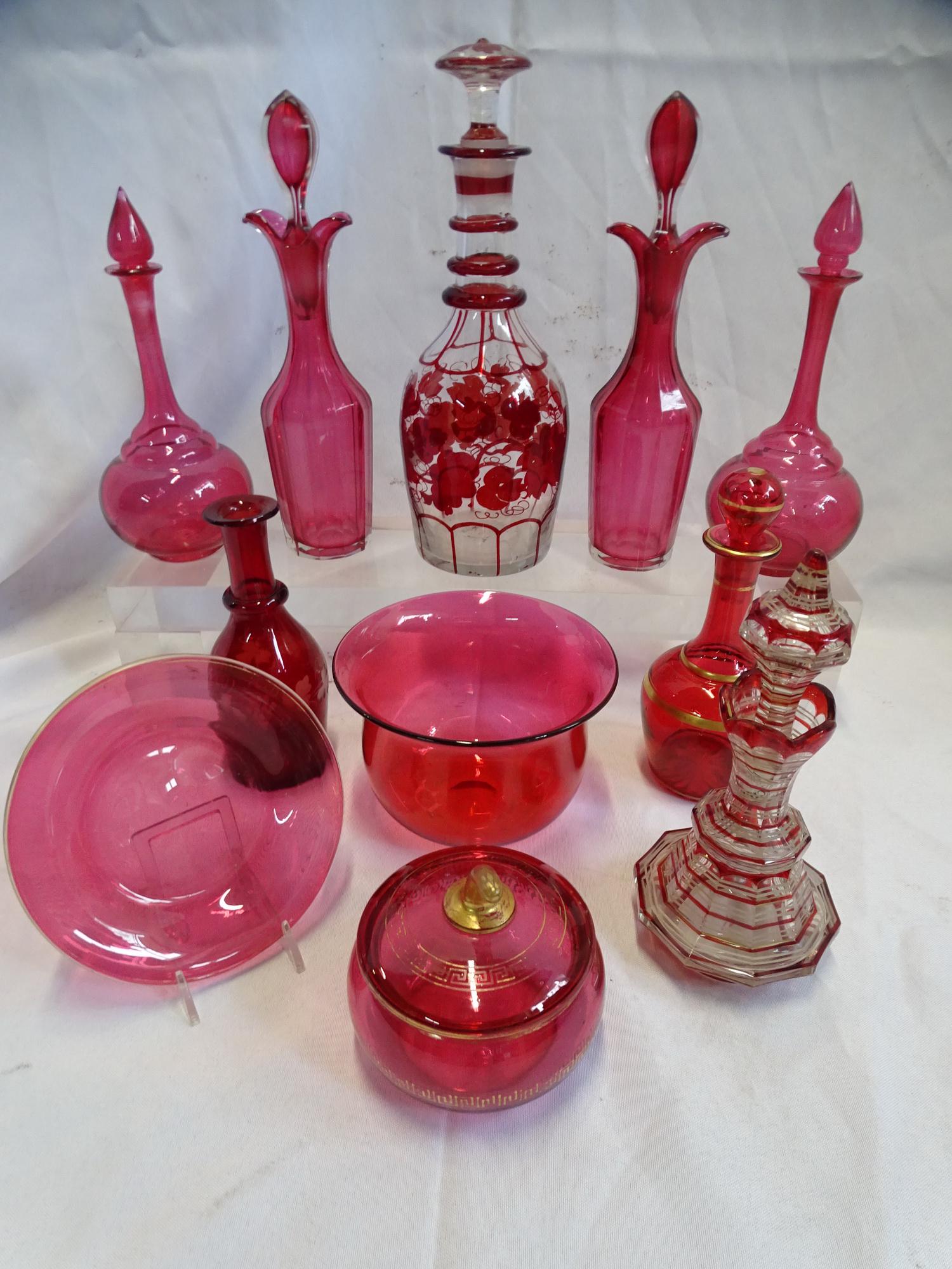 11 PCS. COLORED GLASS INC..CRANBERRY 10'' TALLEST (1 of 12)