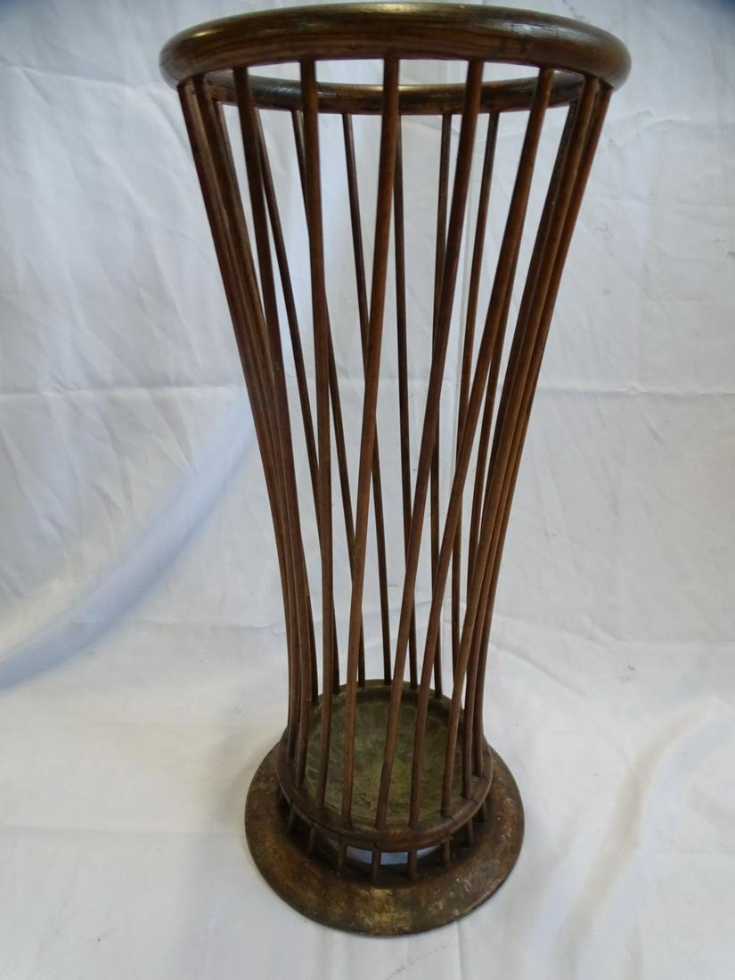VINTAGE BENTWOOD UMBRELLA STAND 27''H X 011/'DIA.: VINTAGE BENTWOOD UMBRELLA STAND 27''H X 011/'DIA.