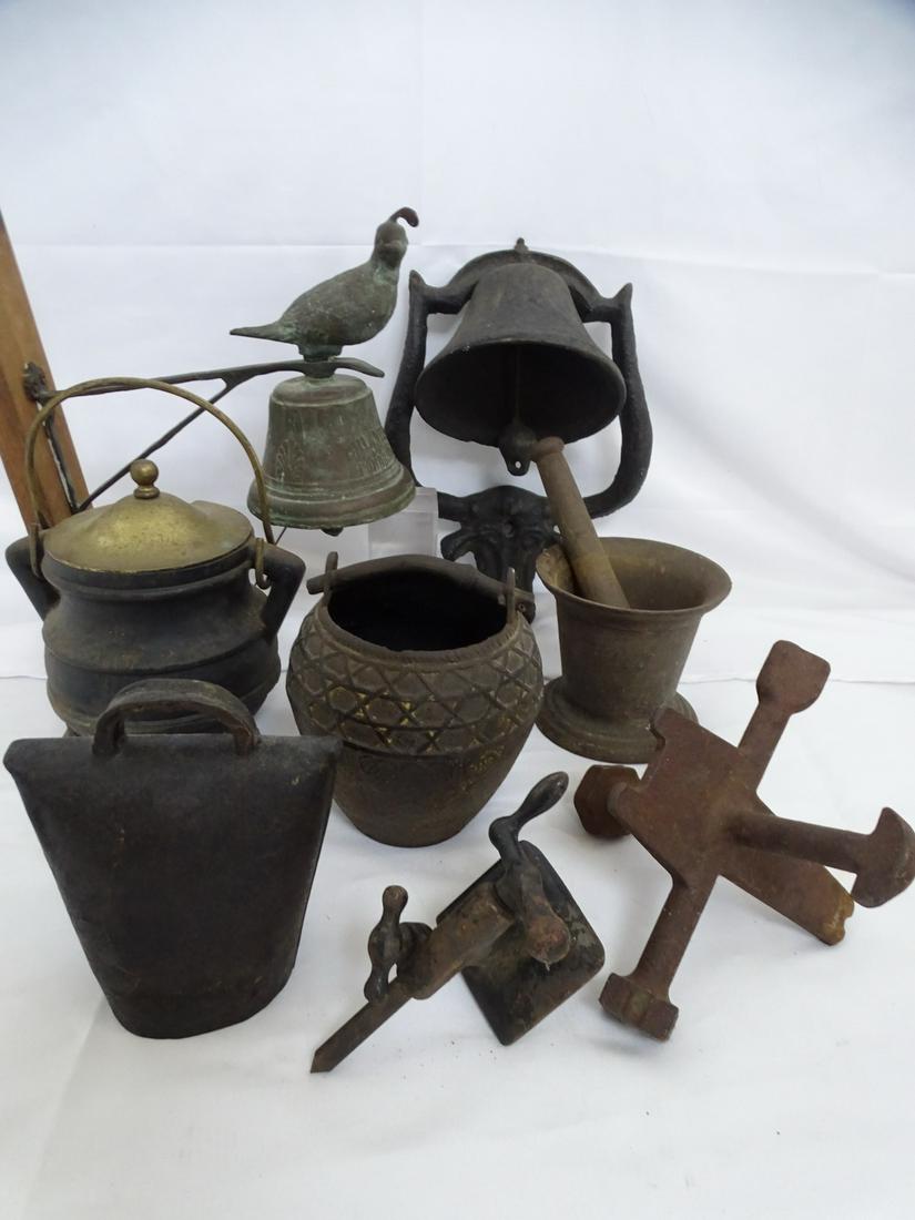 ASSORTED LOT OF IRON AND BRASS ITEMS INCL, QUAL FIGURAL BELL (8.5''H. (1 of 17)