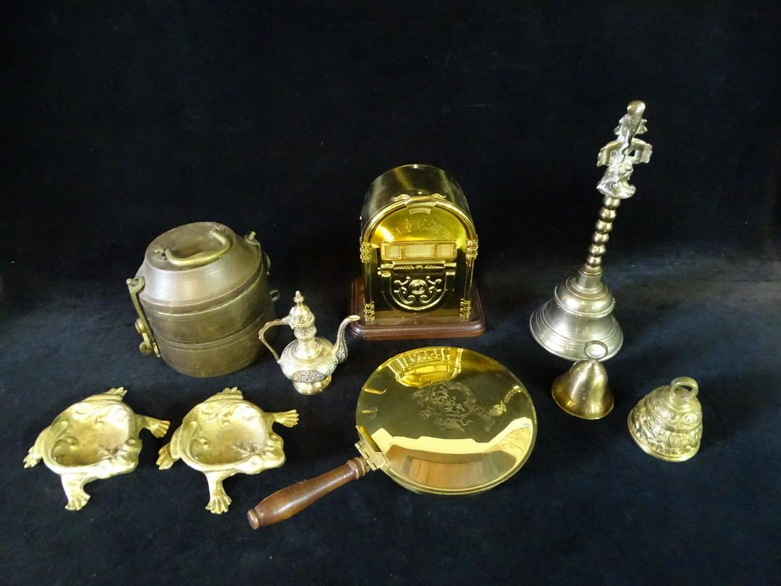 LOT OF BRASS ITEMS INC.. SILENT BUTLER AND BRASS FROGS (1 of 16)