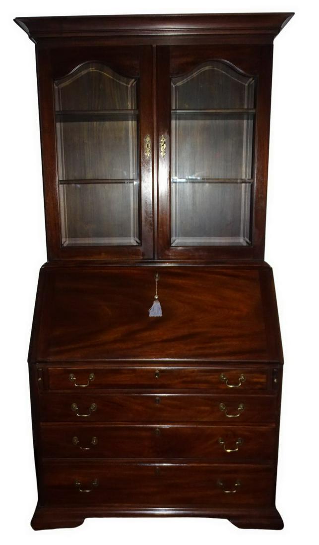 HENKEL HARRIS MAHOGANY 2PT. SECRETARY 81X38X21: HENKEL HARRIS MAHOGANY 2PT. SECRETARY 81X38X21