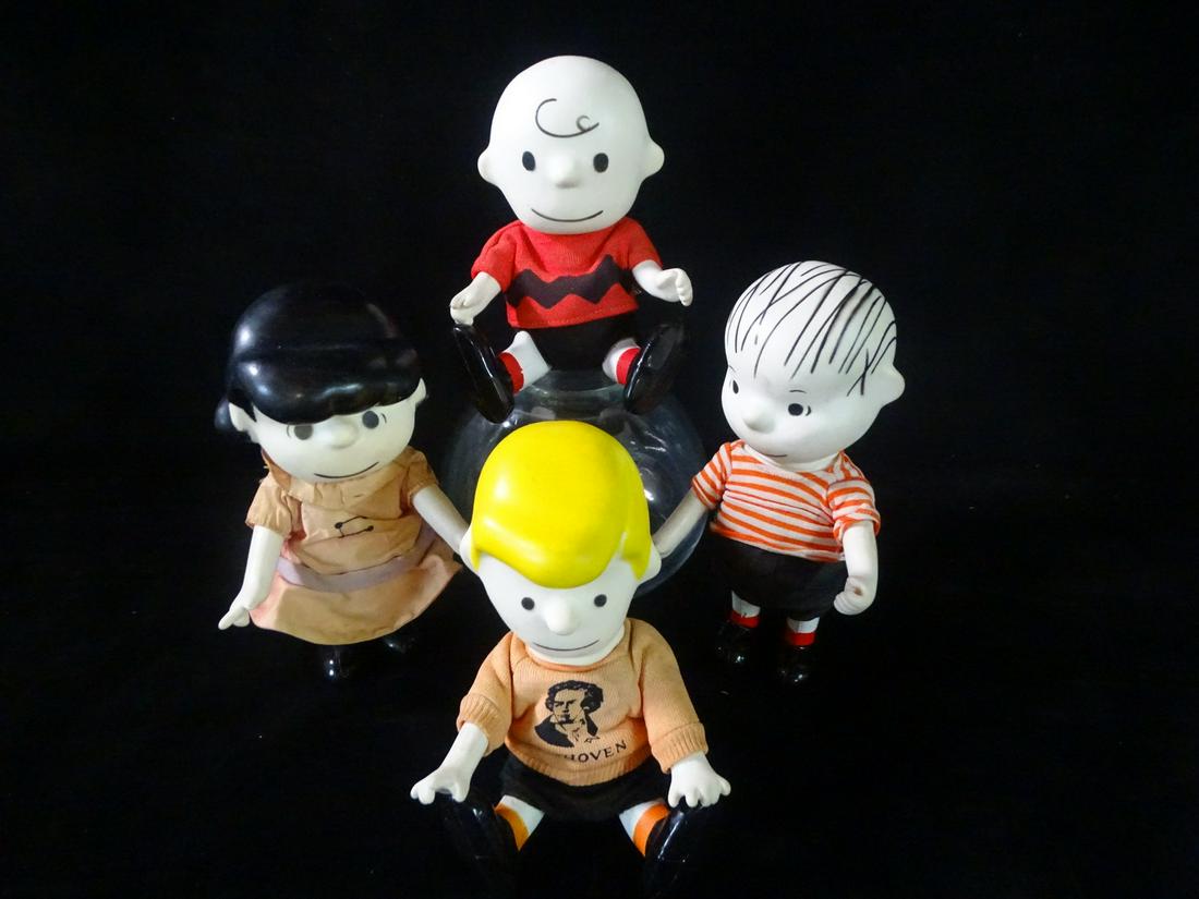 GROUP OF VINTAGE "PEANUTS" CHARACTERS CIRCA 1966 (1 of 10)
