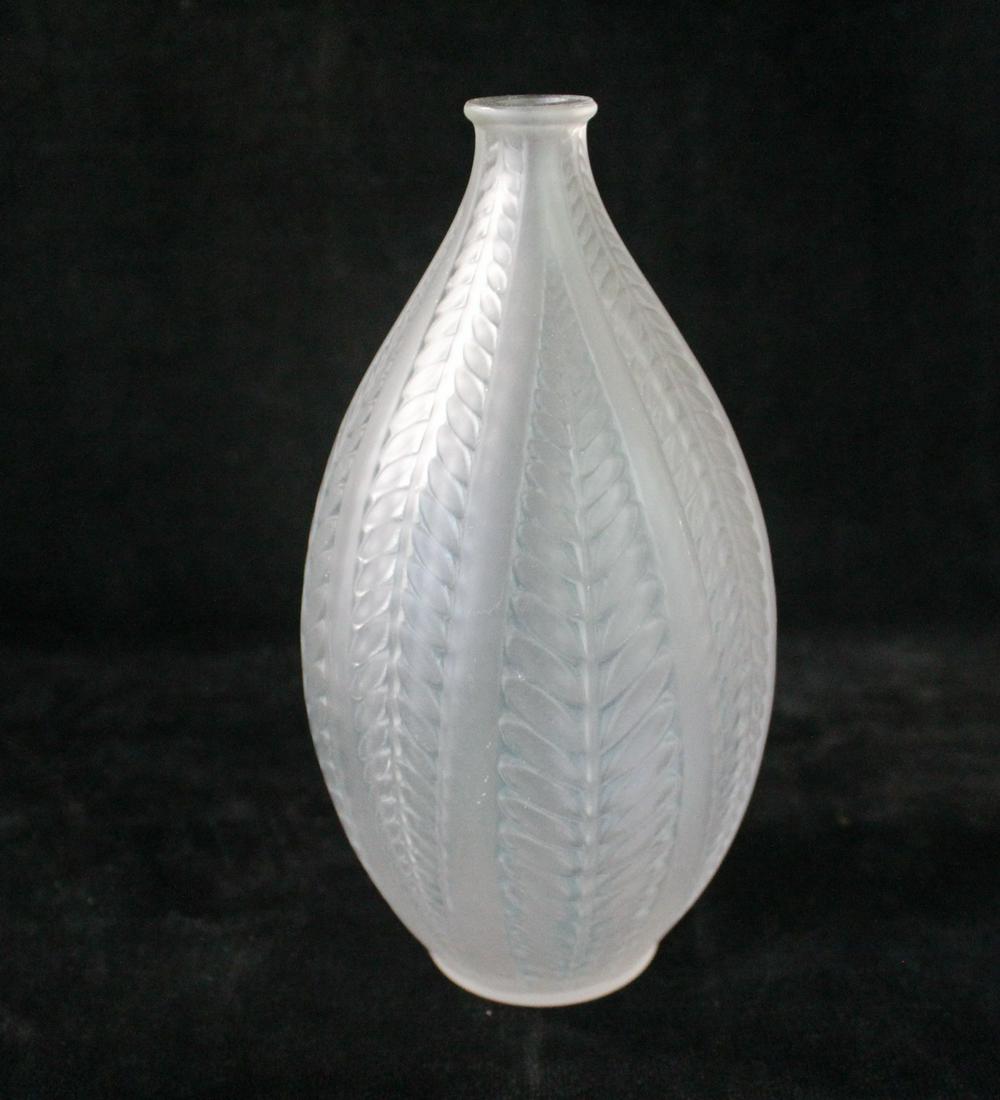 LALIQUE PALM ACACIA VASE 8"H: LALIQUE PALM ACACIA VASE 8"H