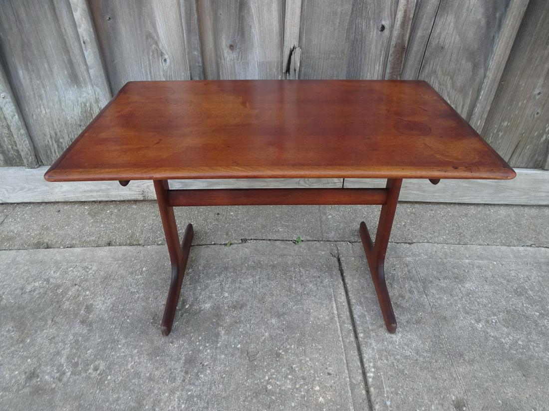 MID CENTURY SWEDISH ROSEWOOD OCCASIONAL TABLE 20" X 32" X 19 1/2" (1 of 11)