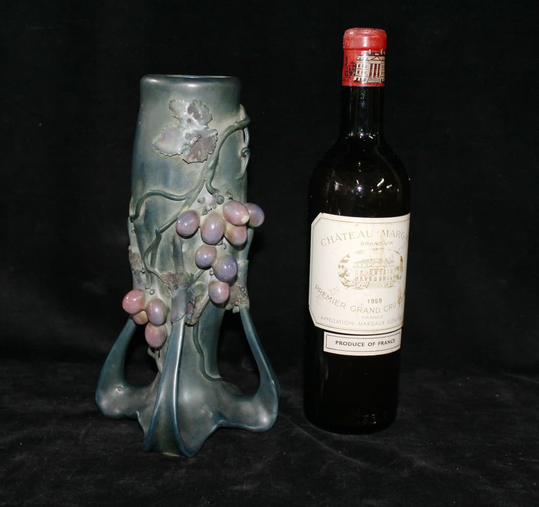 AMPHORA ART NOUVEAU POTTERY VASE WITH RAISED GRAPES RELIF, ATTRIB. TO PAUL DACHSEL (MINOR CHIPS): AMPHORA ART NOUVEAU POTTERY VASE WITH RAISED GRAPES RELIF, ATTRIB. TO PAUL DACHSEL (MINOR CHIPS) 10.5"H x 6"DIA.