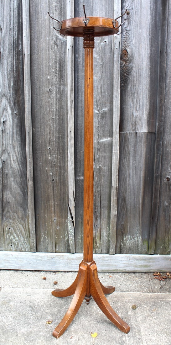 OAK HALL TREE WITH METAL HOOKS, 67": OAK HALL TREE WITH METAL HOOKS, 67"