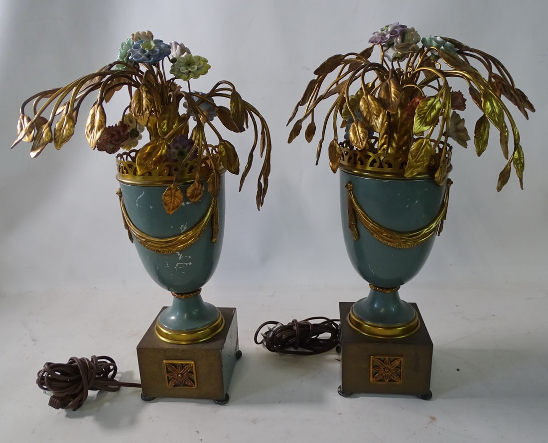 PAIR OF TIN LAMPS W/GILT & PORCELAIN FLOWERS 17" HIGH: PAIR OF TIN LAMPS W/GILT & PORCELAIN FLOWERS 17" HIGH