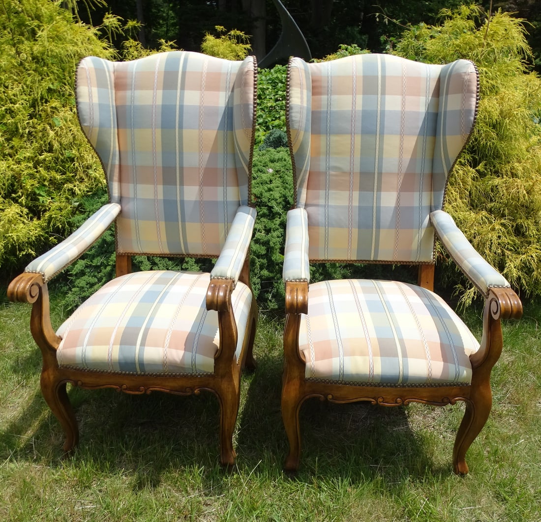PAIR OF FRUITWOOD COUNTRY FRENCH STYLE UPHOLSTERED WING CHAIRS 48 1/2" X 24" X 30" (1 of 9)
