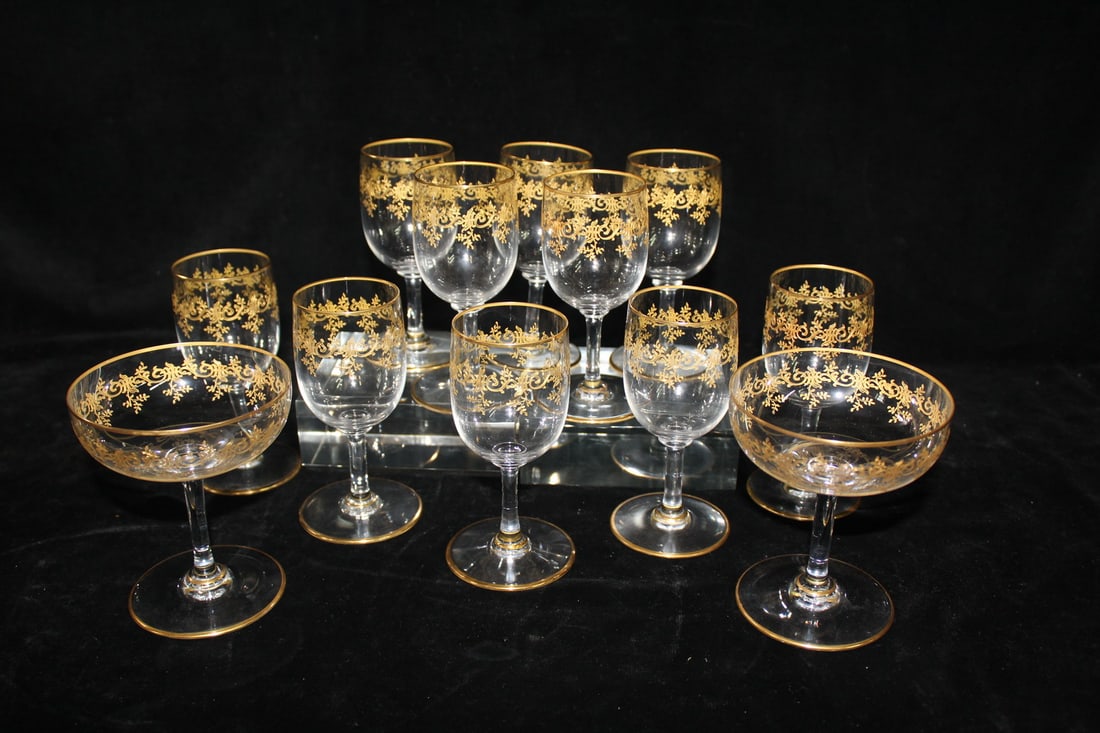 BACCARAT GOLD FILIGREE DECORATED STEMWARE; 11 CORDIALS & 2 CHAMPAGNE COUPES (1 of 8)