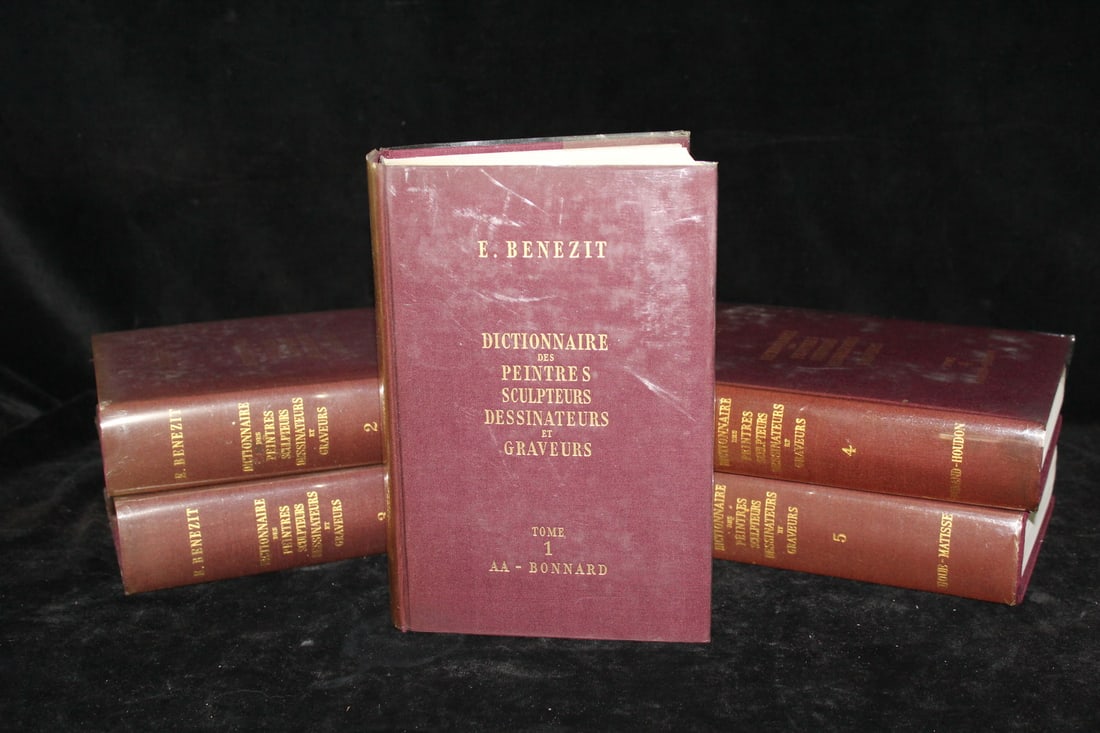 FIVE VOLUMES OF E.BENEZIT, DICTIONARIES DES PEINTRES, SCULPTURES, DESSINATEURS ET GRAVEURS (1 of 9)