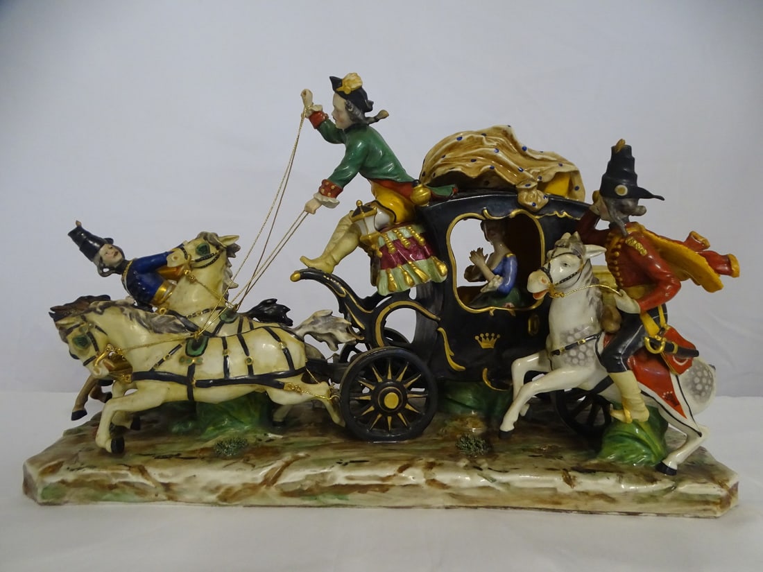 GERMAN POTSCHAPPEL DRESDEN LARGE PORCELAIN COACH & HORSES (LOSS TO TAIL) 10 1/2" X 17" X 7 1/2" (1 of 17)