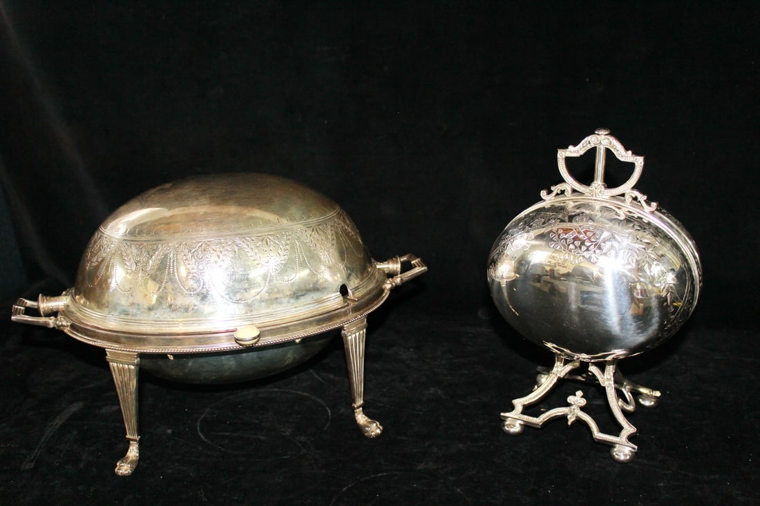 TWO SILVERPLATE BACON SERVERS, ONE AT 8.5 X 14 X 10, ONE AT 11 X 7 X 5 (1 of 16)