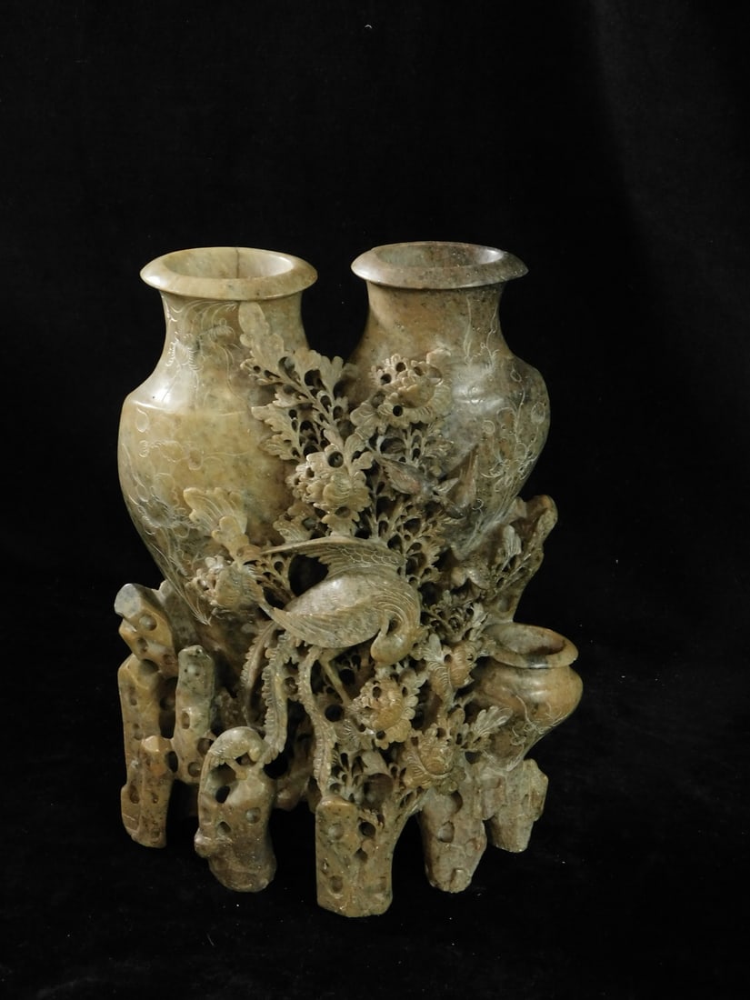 INTRICATELY CARVED CHINESE SOAPSTONE VASE 11 X 9 X 2 (D199) (1 of 13)