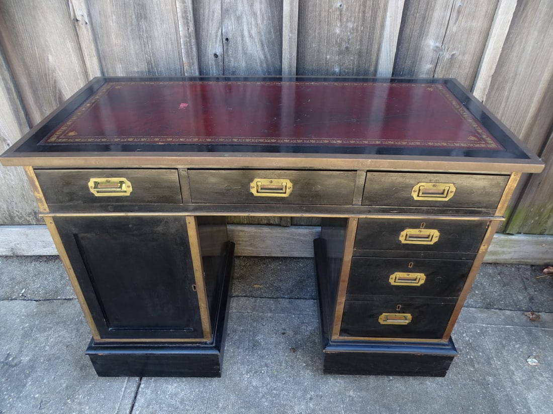 BRASS MOUNTED LEATHER TOP CAMPAIGN STYLE DESK 30.25X41X19 (1 of 12)